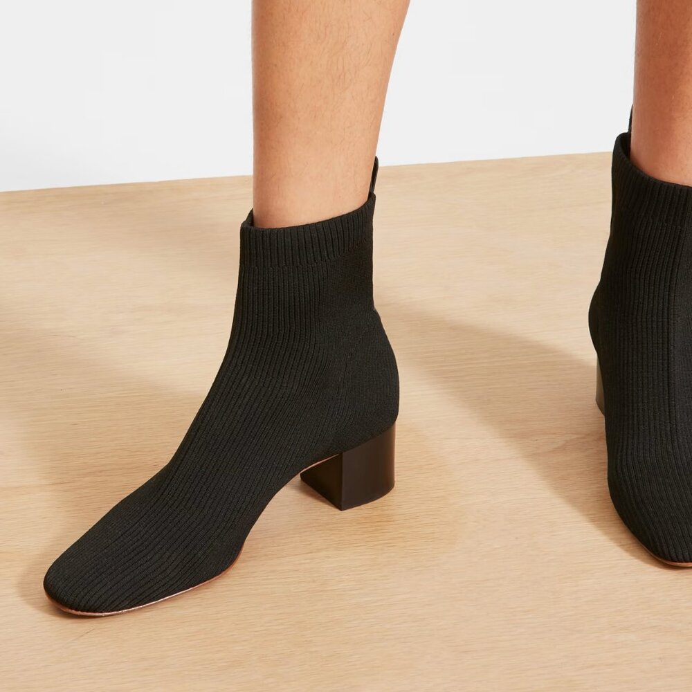 Everlane The Glove Boot in Black - Picture 2 of 6